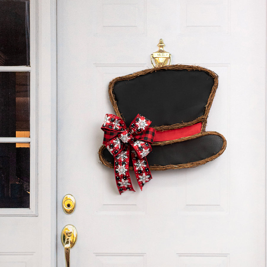 21.5" Grapevine Hanger: Snowman Hat Lifestyle Photo