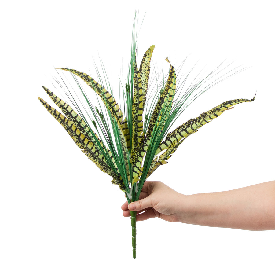 23" Grass Feather Bush detail photo 3