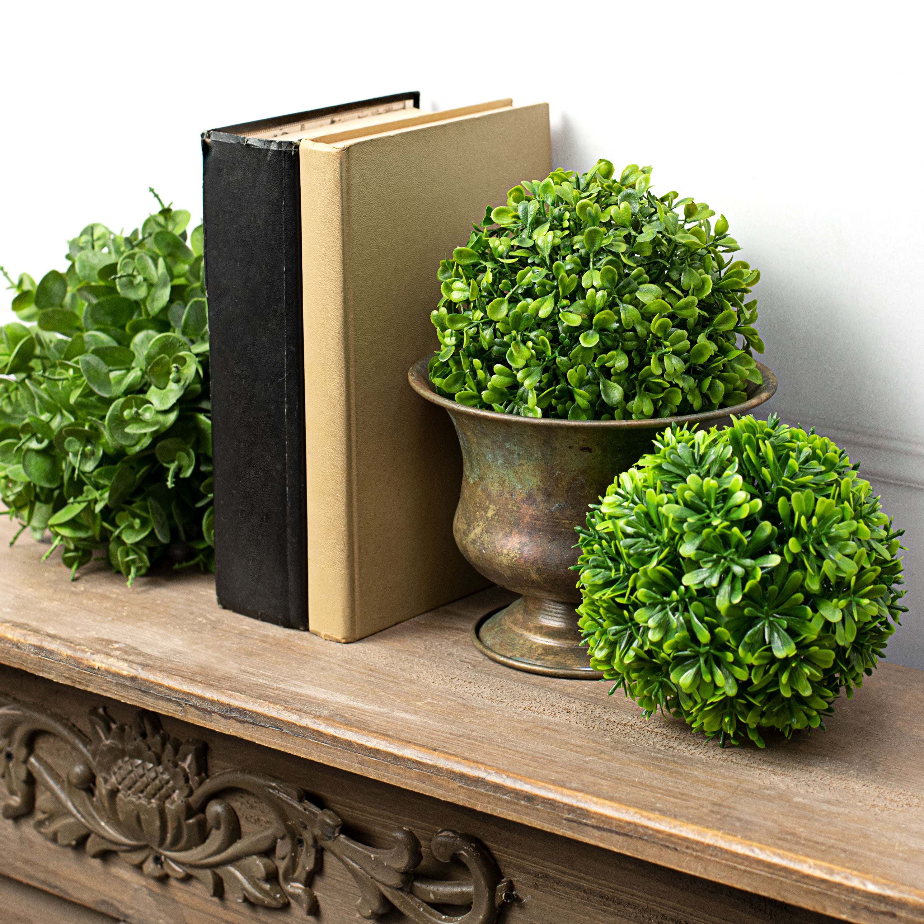 6" Green Boxwood Ball Lifestyle Photo