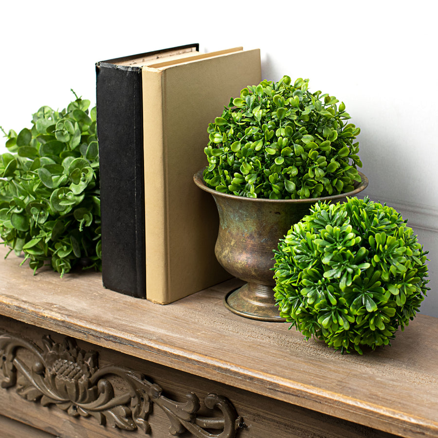 6" Green Boxwood Ball Lifestyle Photo