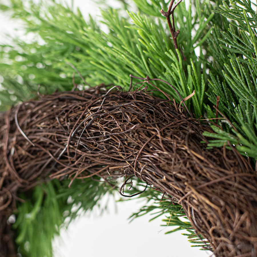 24" Green Cedar Wreath detail photo 4