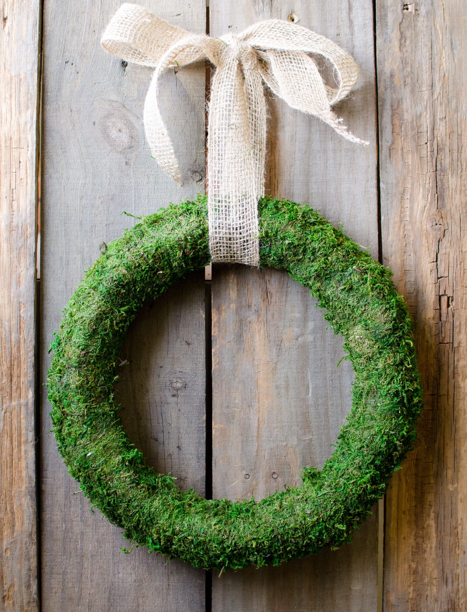 12" Green Moss Wreath Lifestyle Photo