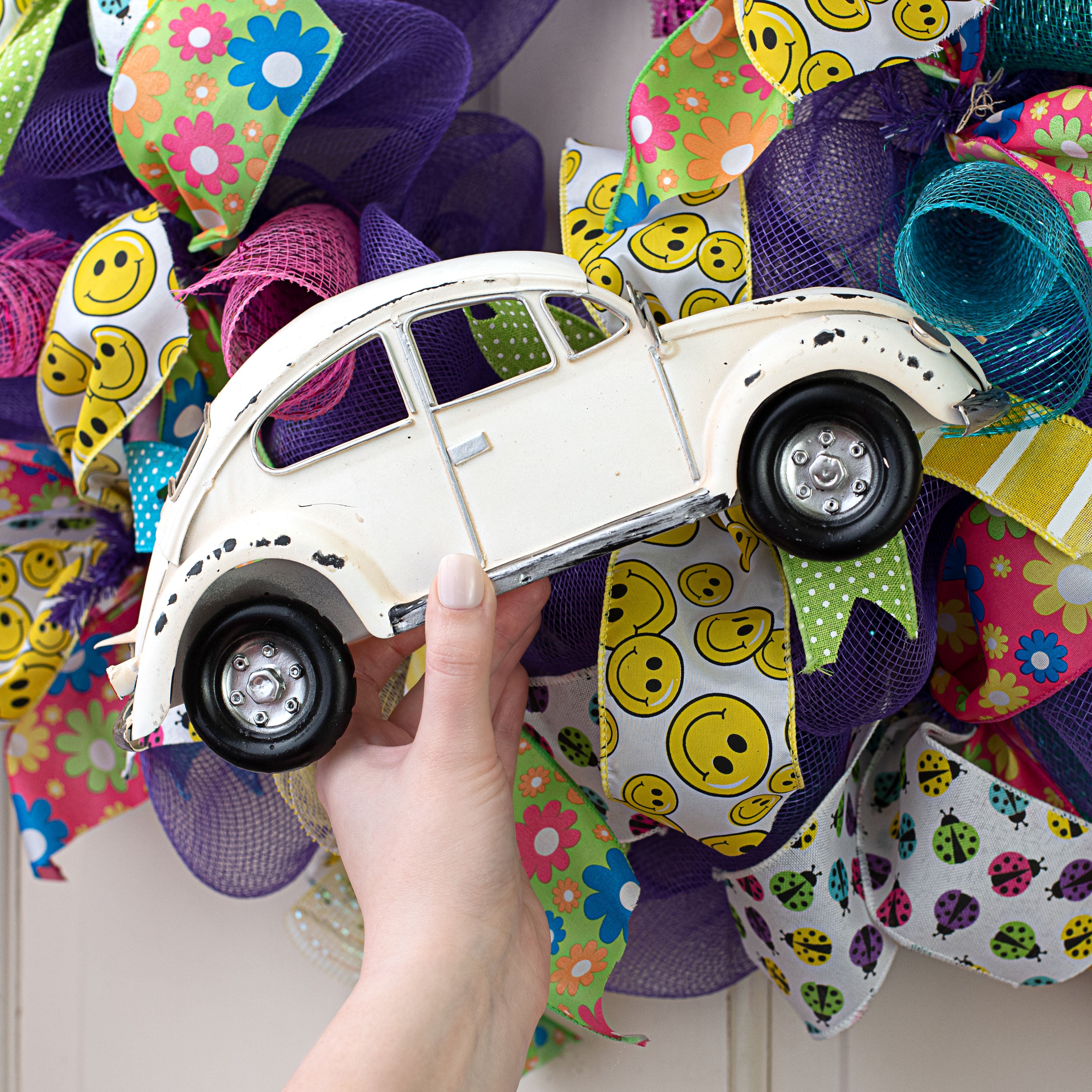 12" Half Bug Car Decoration: Antique White Lifestyle Photo