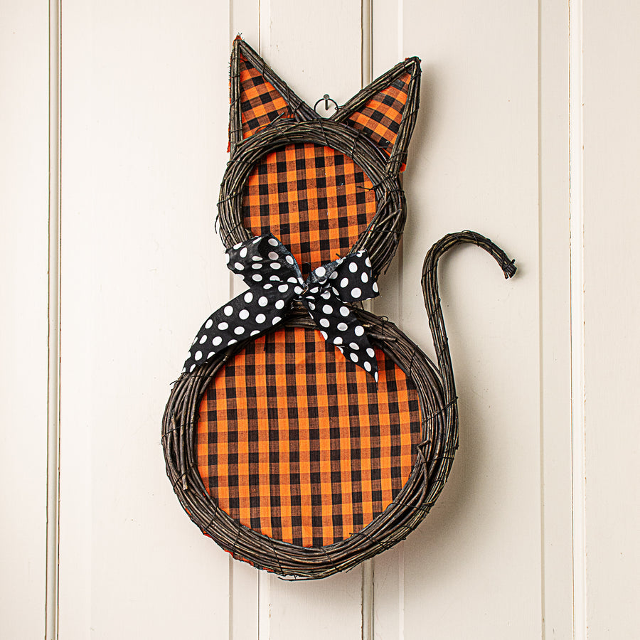 21" Halloween Cat Grapevine Hanger Lifestyle Photo