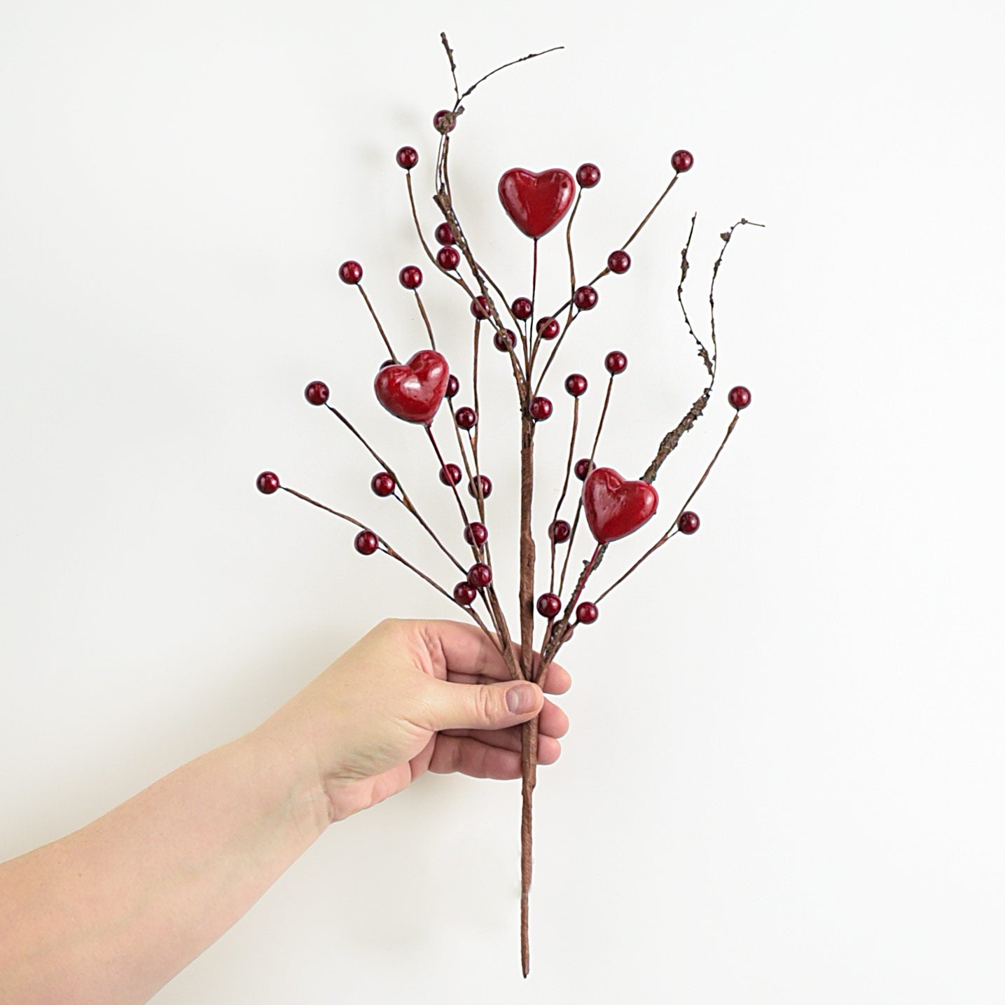18" Hearts & Berries Pick: Red detail photo 3