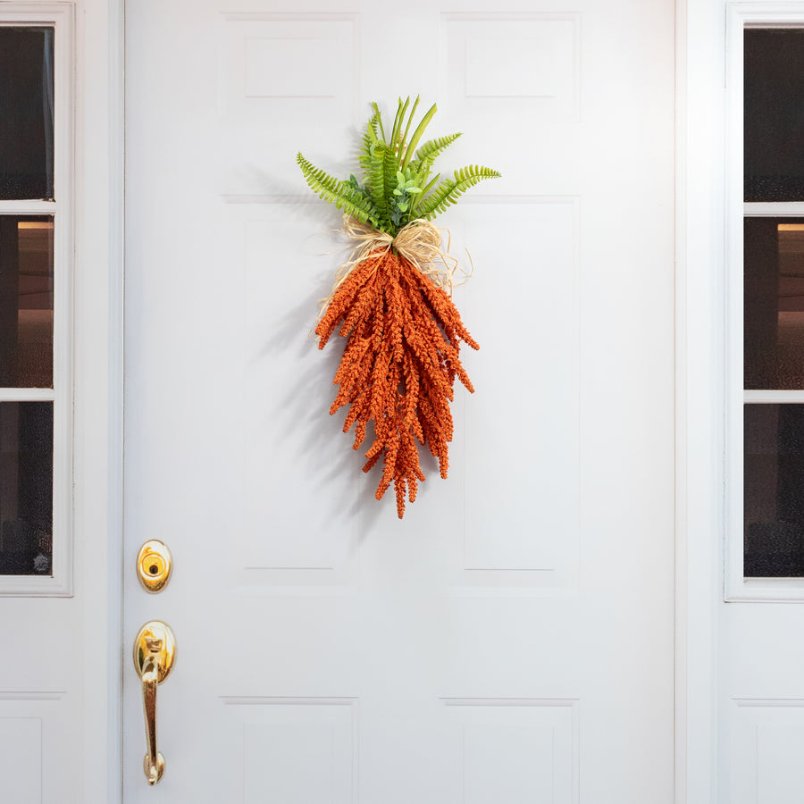 25" Heather Bough Carrot Teardrop Lifestyle Photo