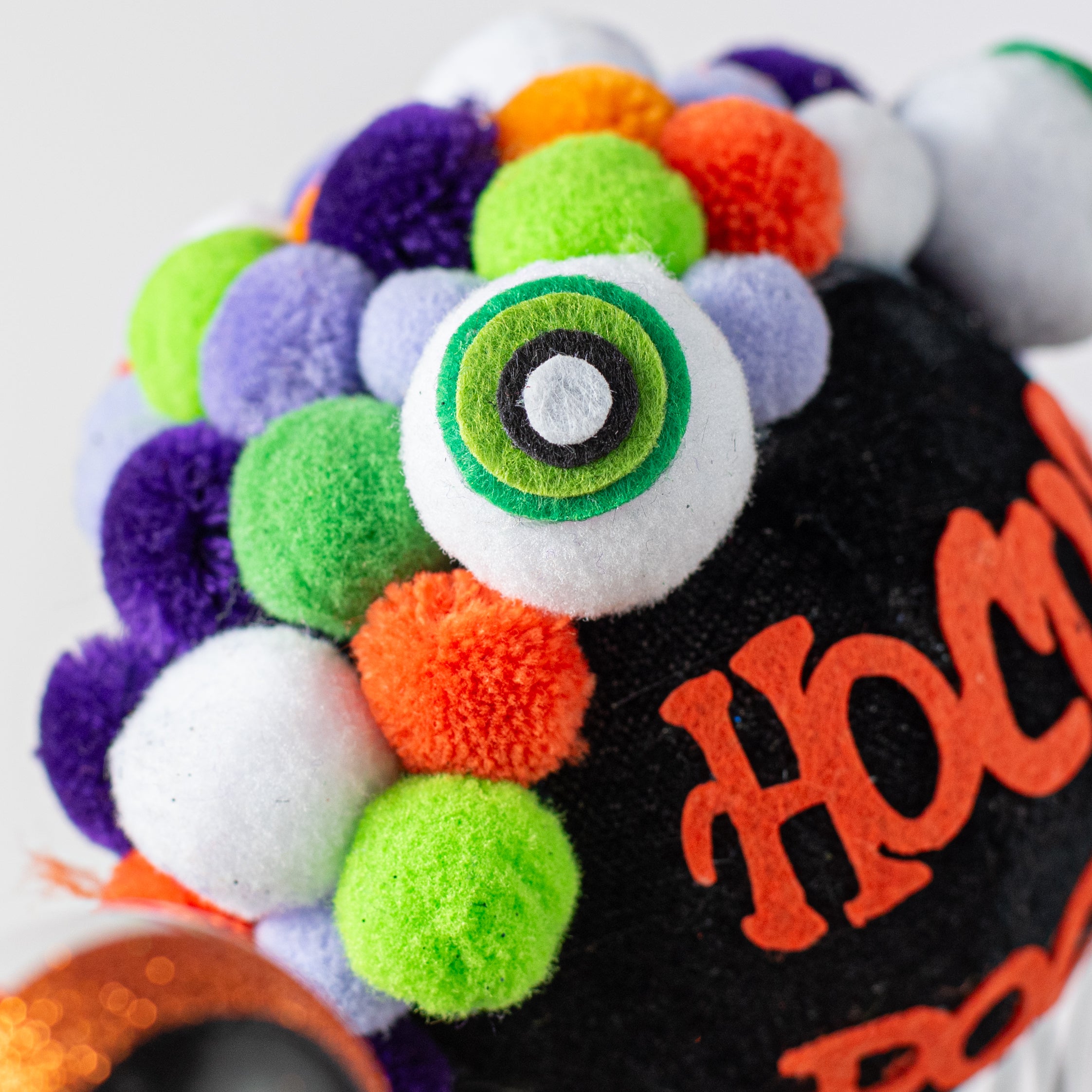 20" Hocus Pocus Eyeball Cauldron Spray Lifestyle Photo