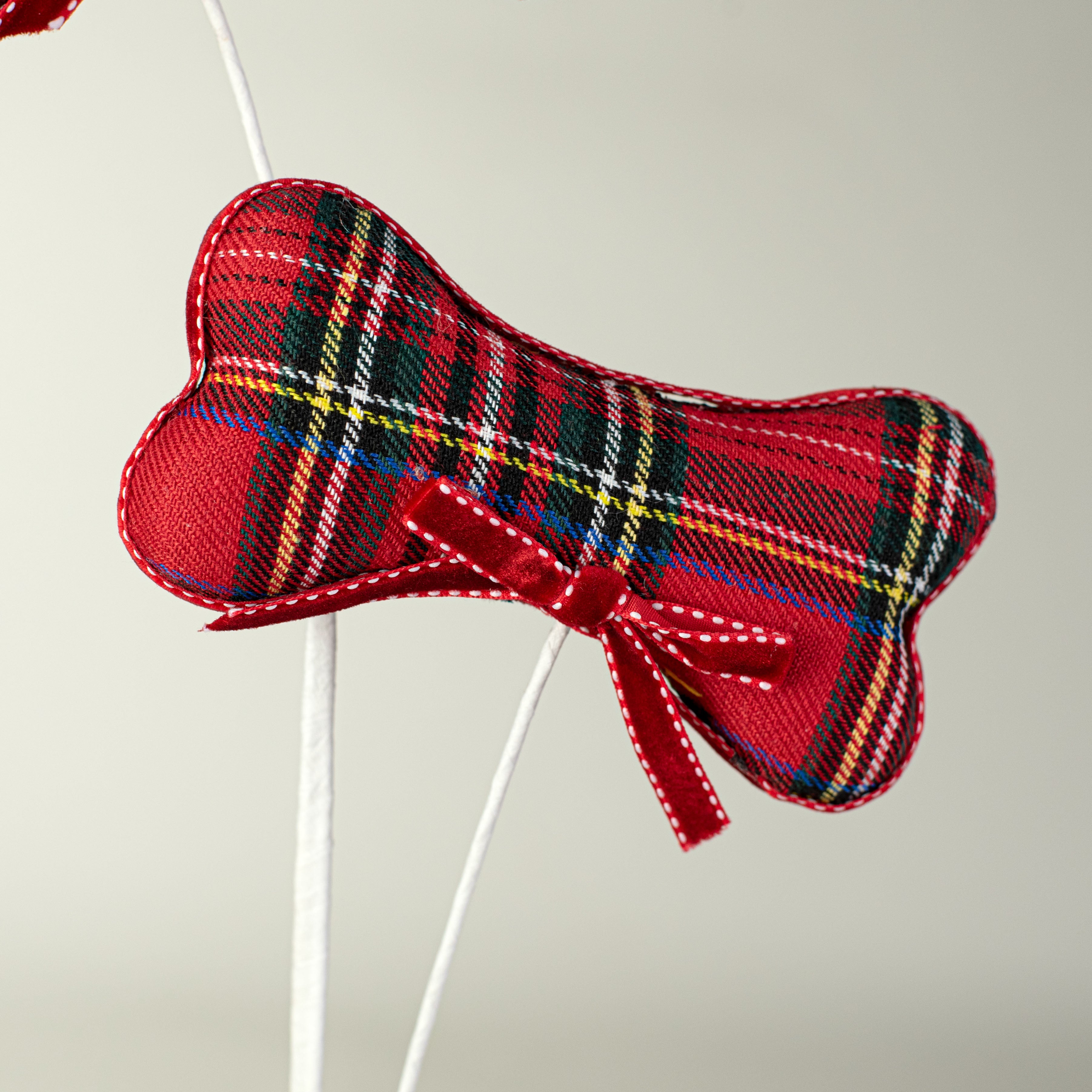 26" Holiday Tartan Plaid Dog Bone Spray Lifestyle Photo