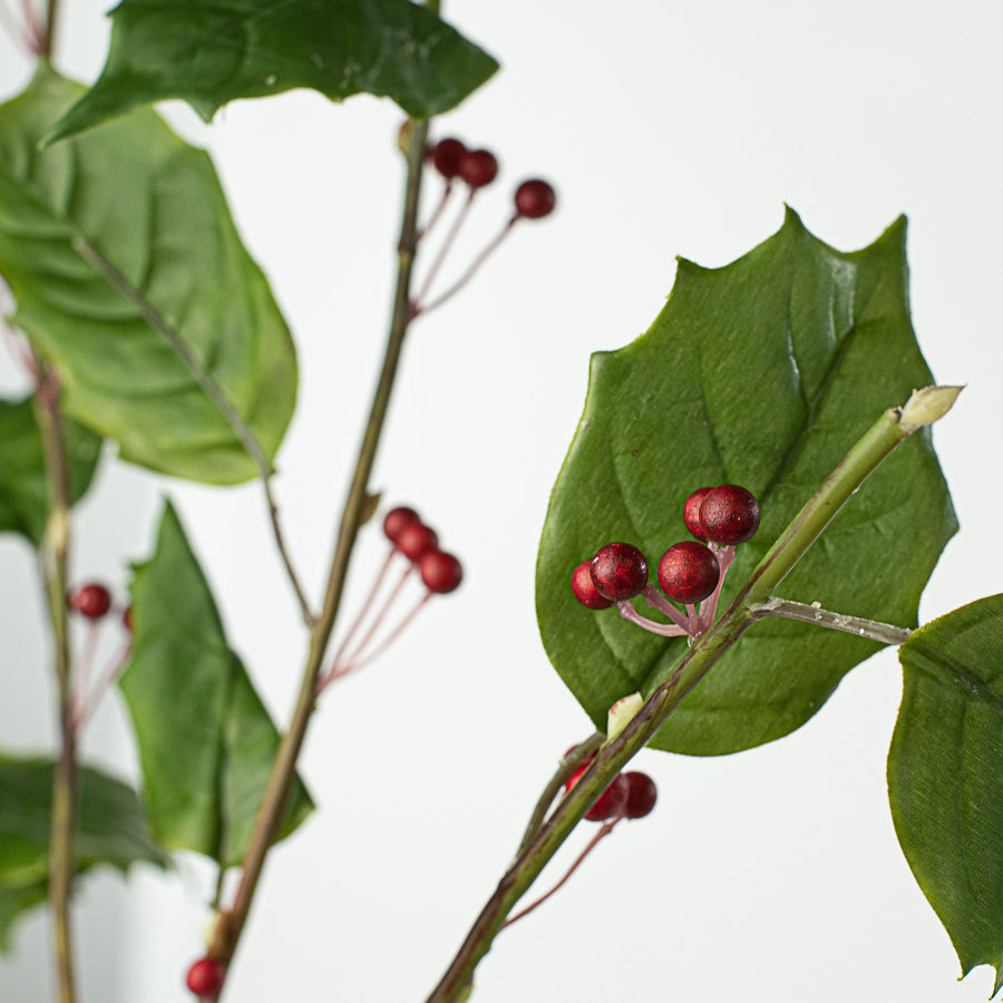 31" Holly Berry Spray: Red Lifestyle Photo