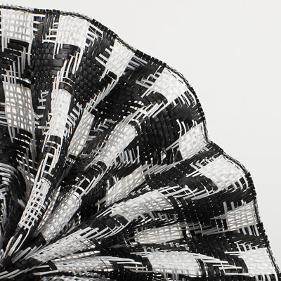 10" Houndstooth Woven Mesh: Black & White Lifestyle Photo