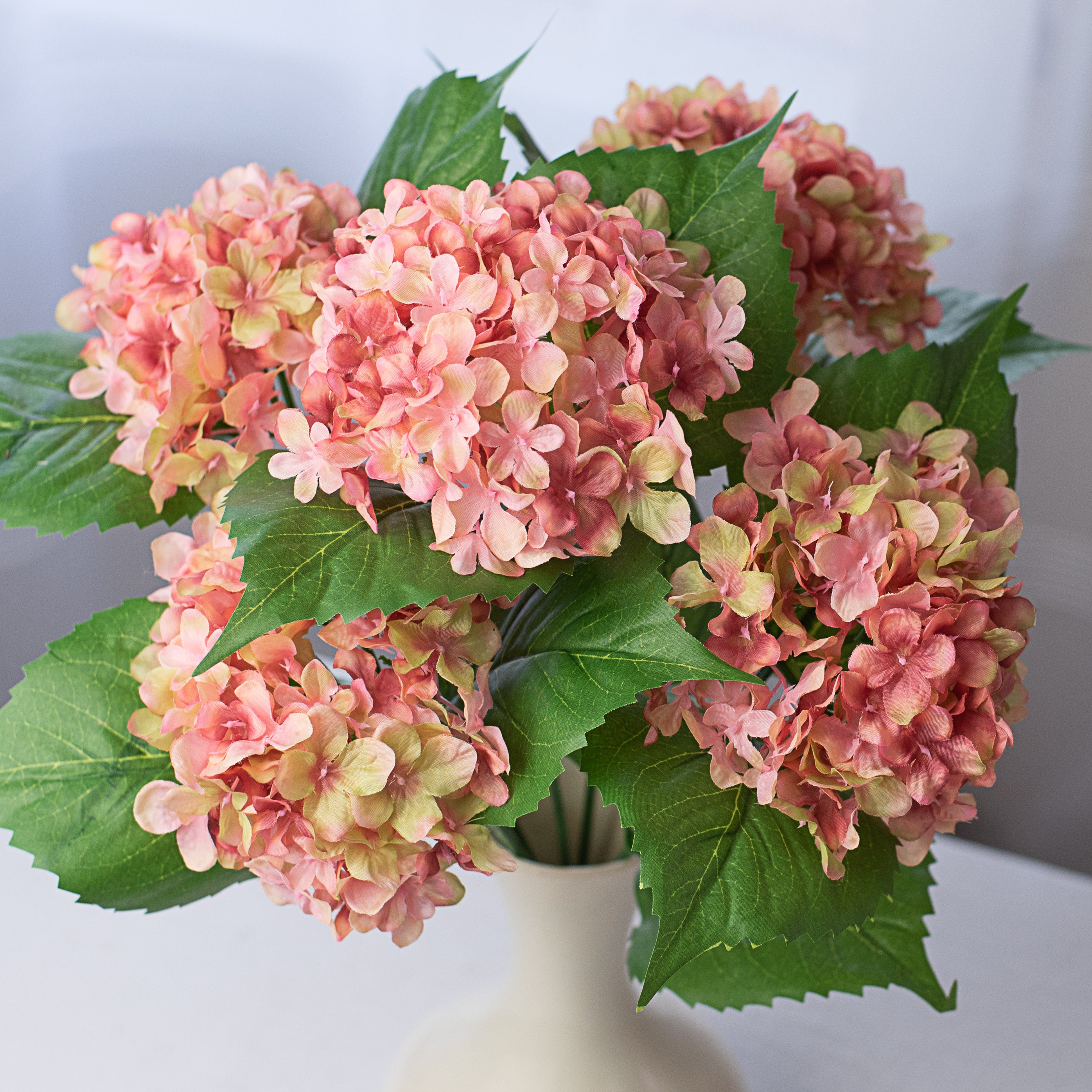 19" Hydrangea Bush: Mauve (5) Item Number: 30334MV