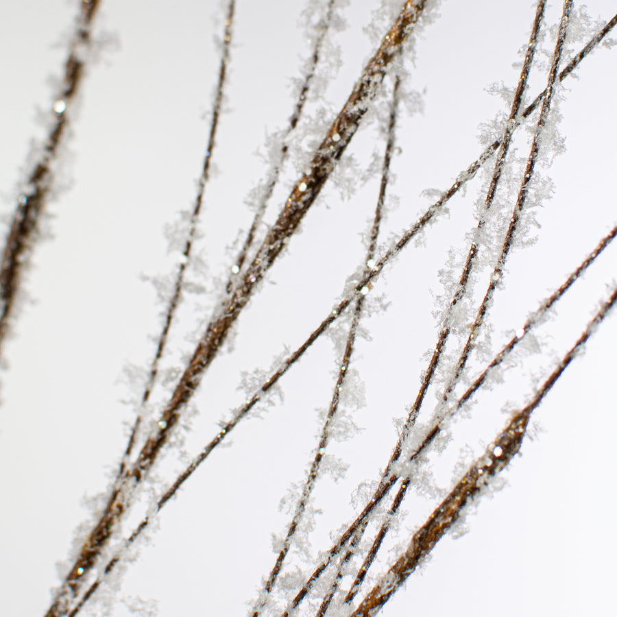 37" Iced Grass Spray: Natural Lifestyle Photo