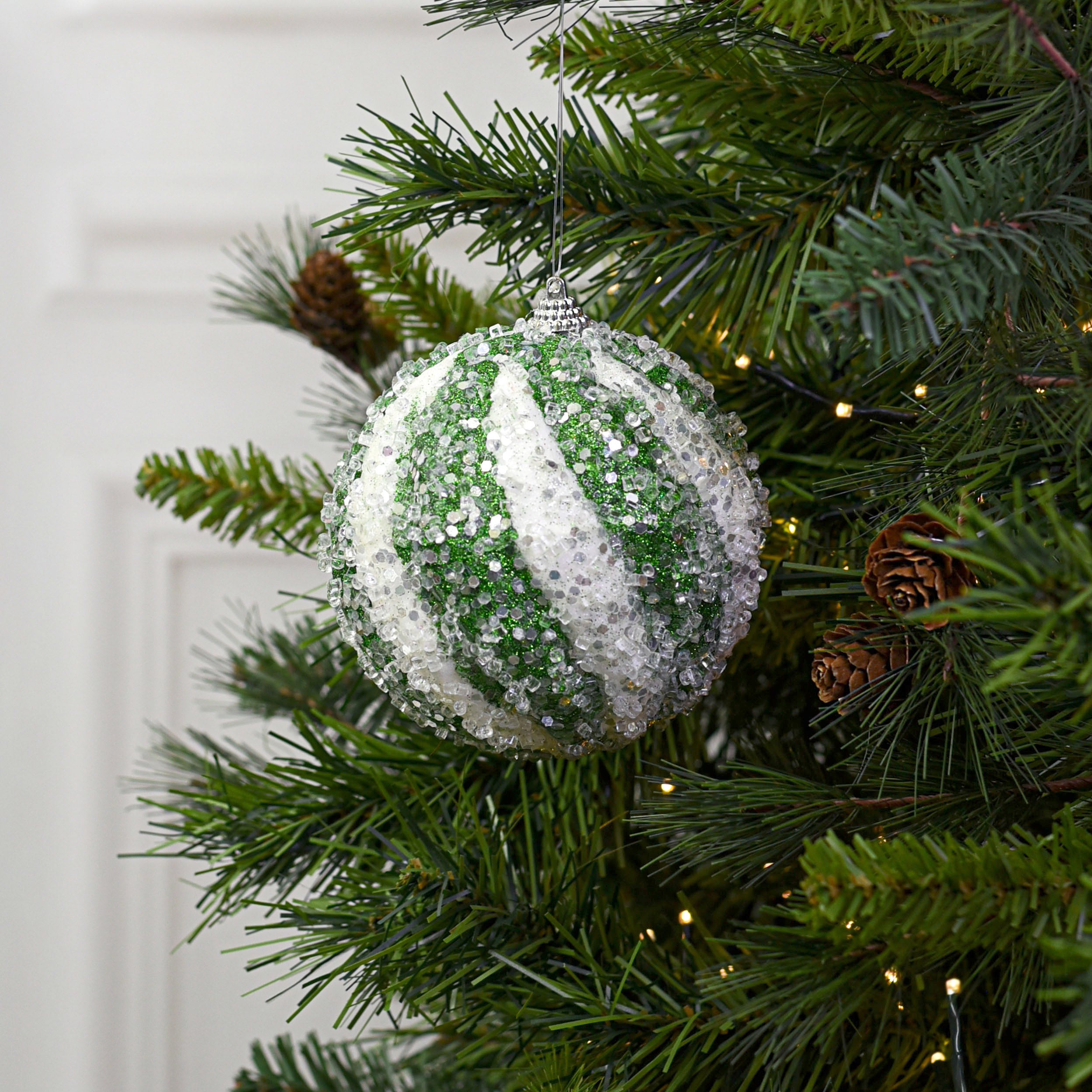 4.5" Icy Ball Ornament: Green & White Lifestyle Photo