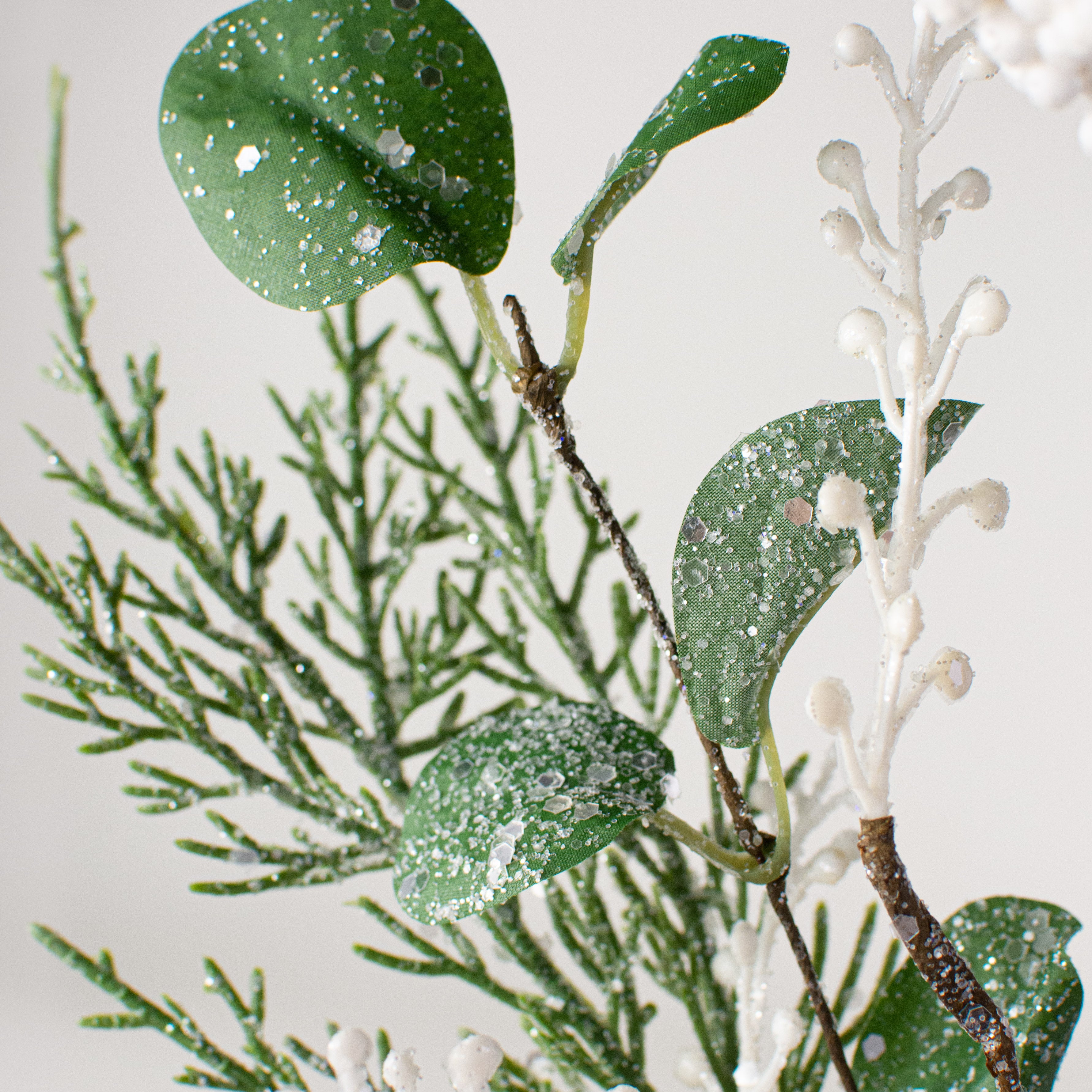 18" Icy Berry, Pine, Eucalyptus Leaves Pick Lifestyle Photo