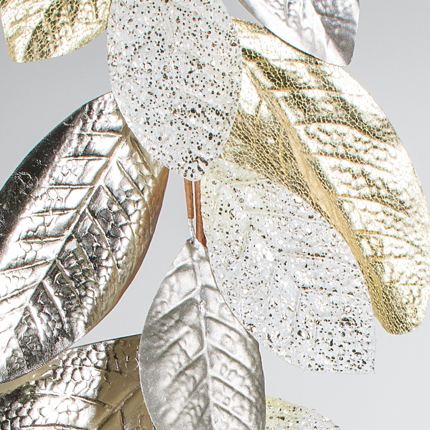 5' Magnolia Leaf Garland: Ivory & Gold