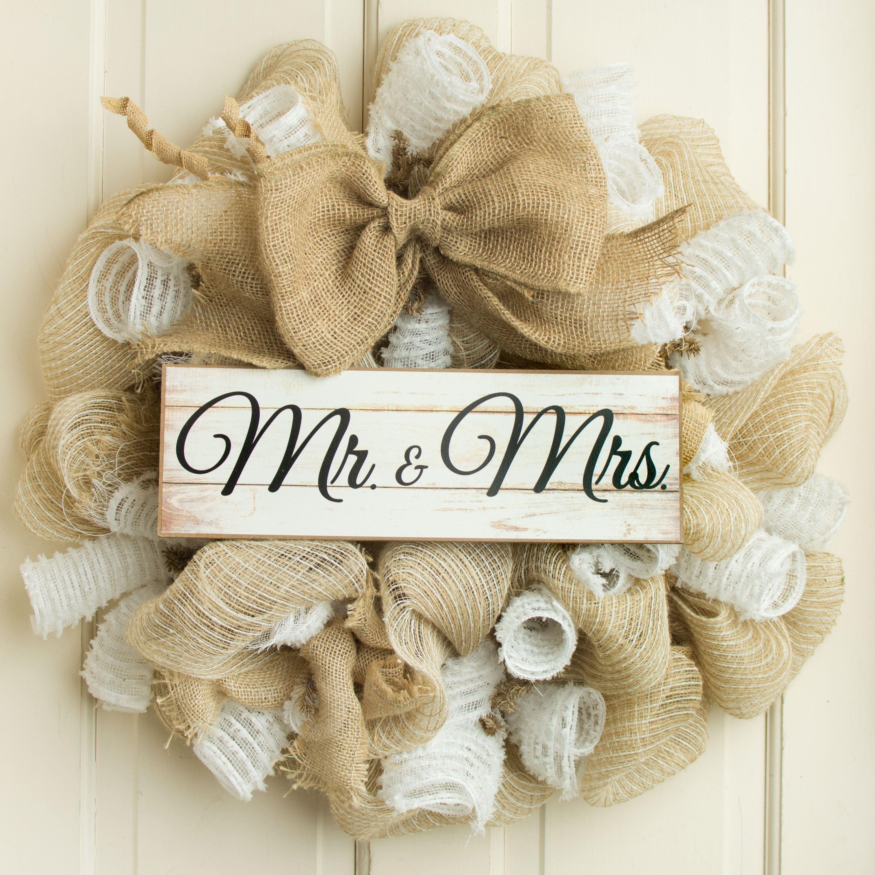 15" Wooden Sign: Mr. & Mrs.