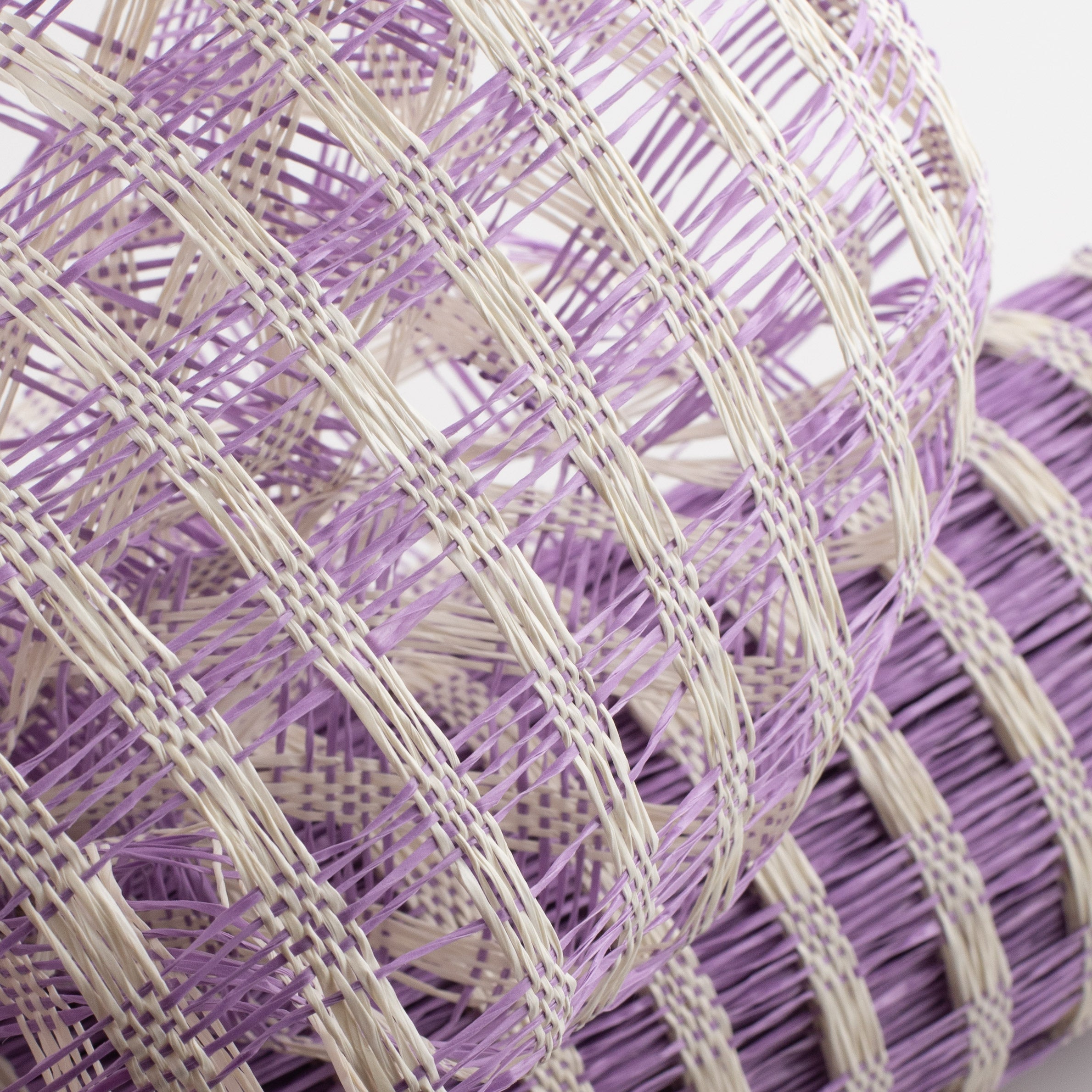21" Poly Burlap Check Mesh: Lavender & Cream