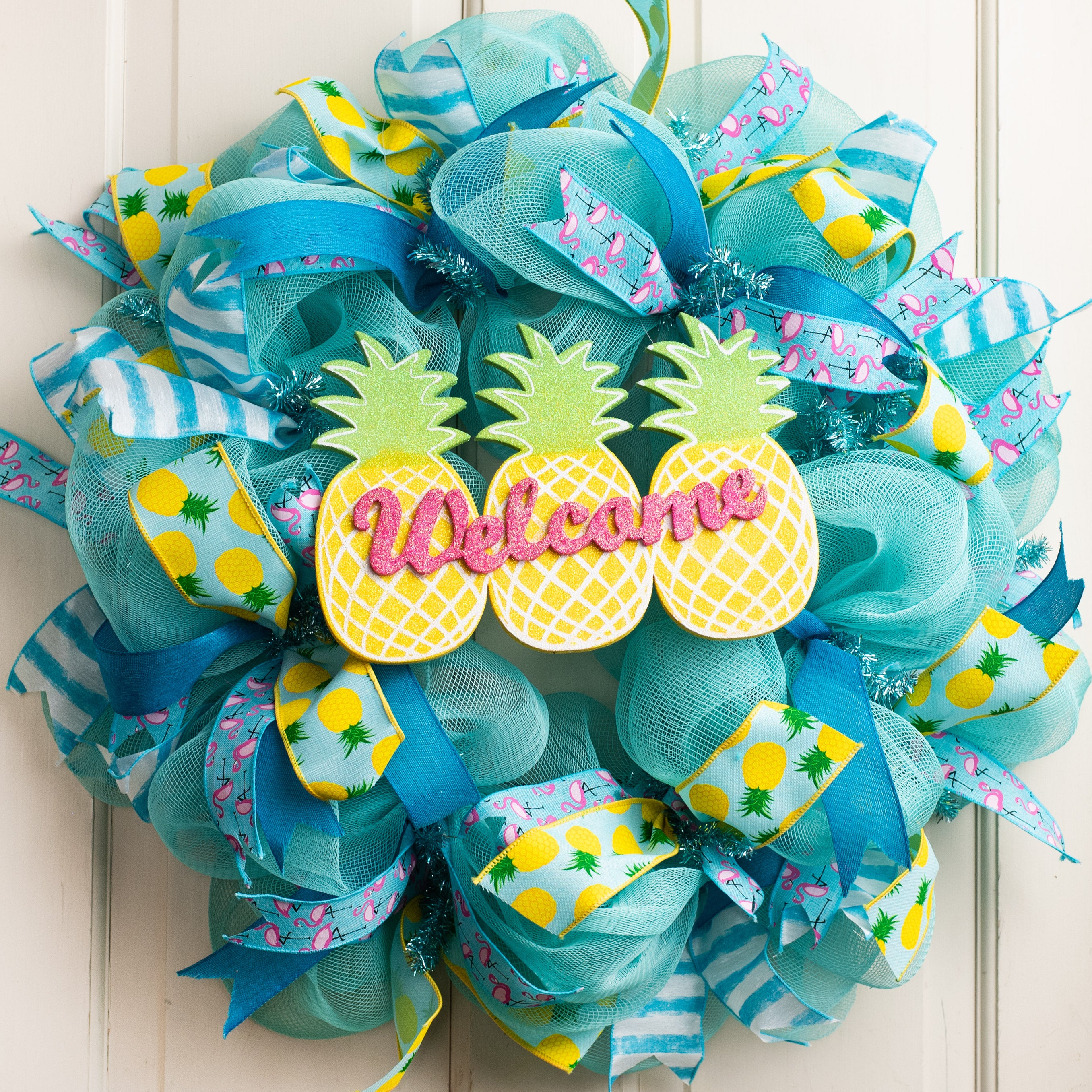11" Glitter Pineapples Welcome Sign