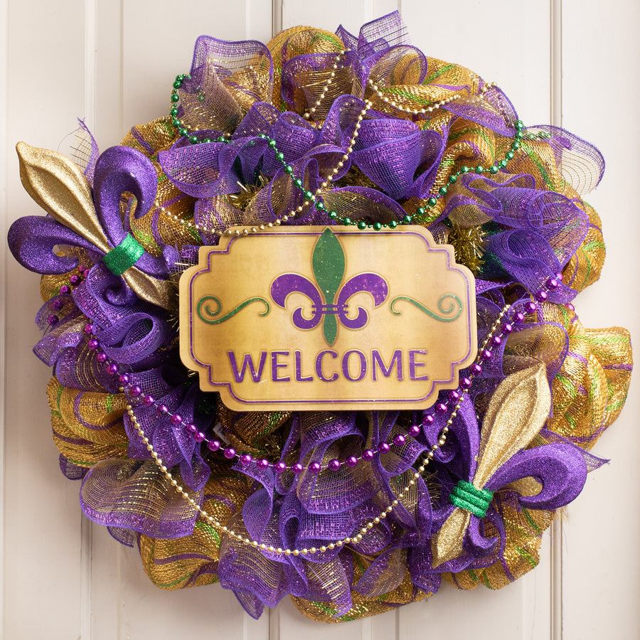 12" Scalloped Wooden Sign: Fleur de Lis Welcome