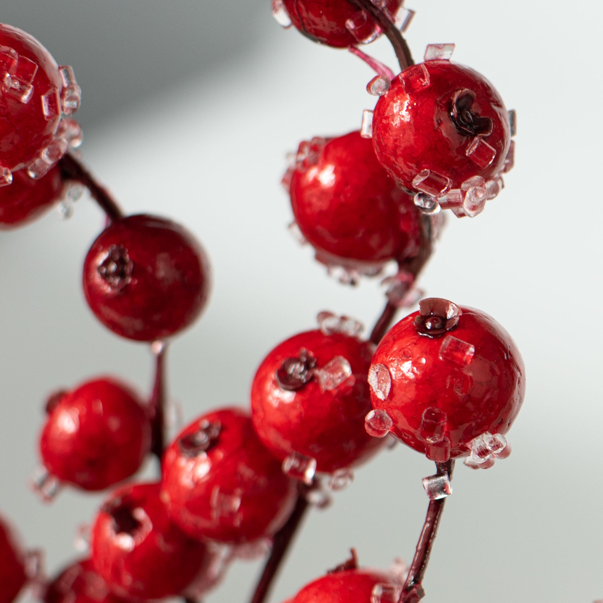 12" Crabapple Berry Pick: Shiny Red Ice