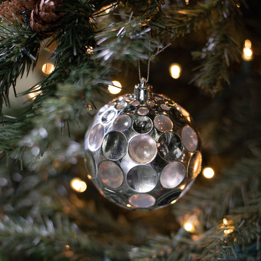 4" Mercury Dot Ball Ornaments: Silver (4)