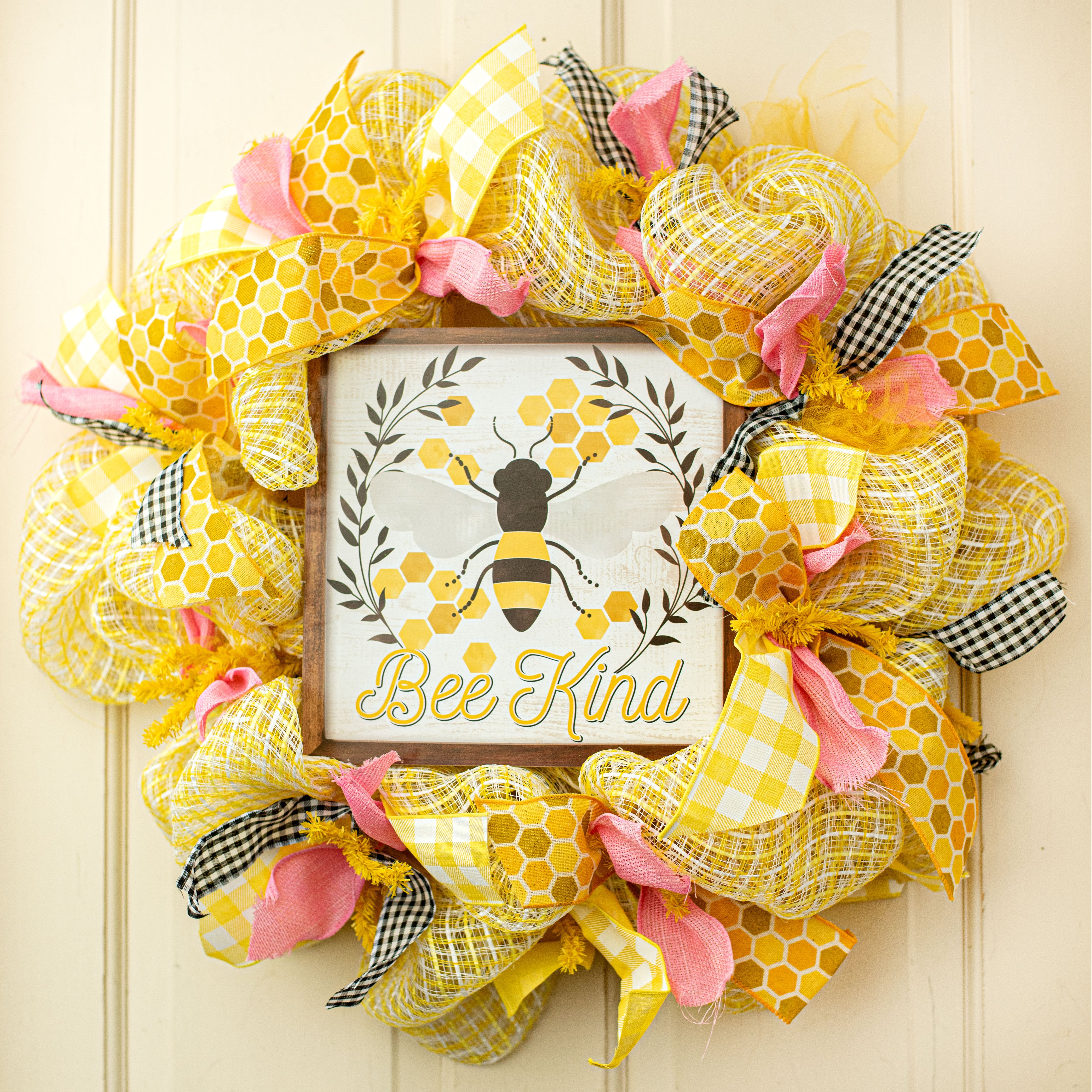 10" Square Wooden Sign: Bee Kind