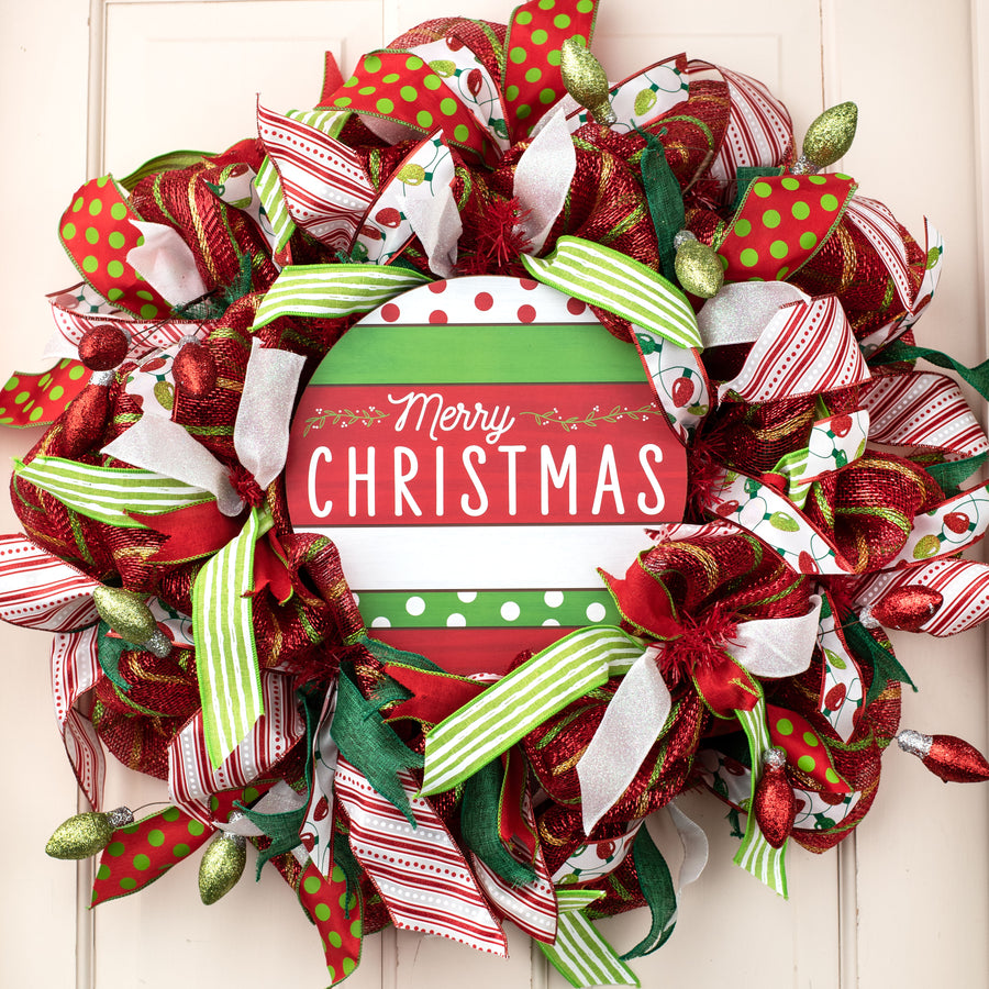 10" Round Wooden Sign: Whimsical Merry Christmas