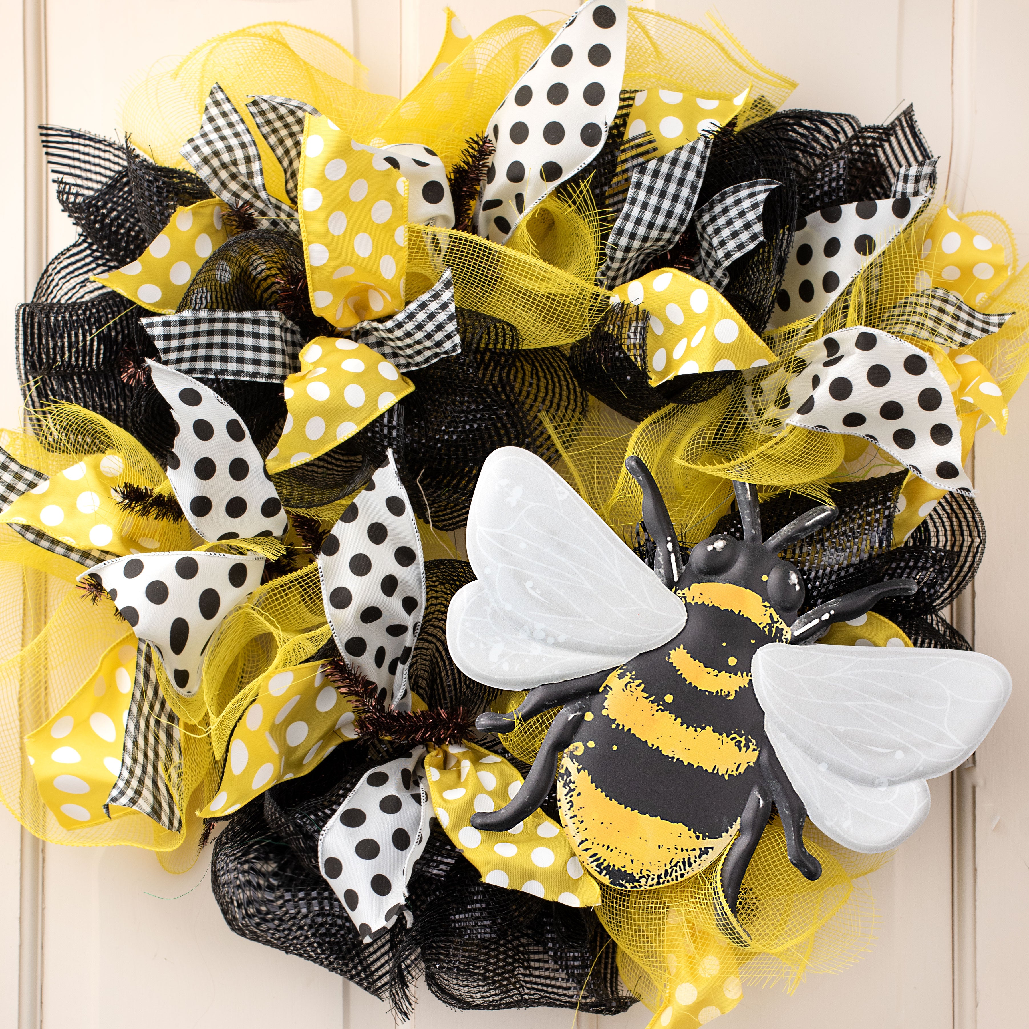 12" Metal Embossed Hanger: Bee