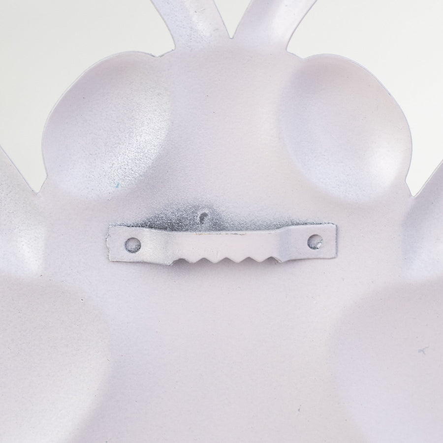 12" Metal Embossed Hanger: Bee