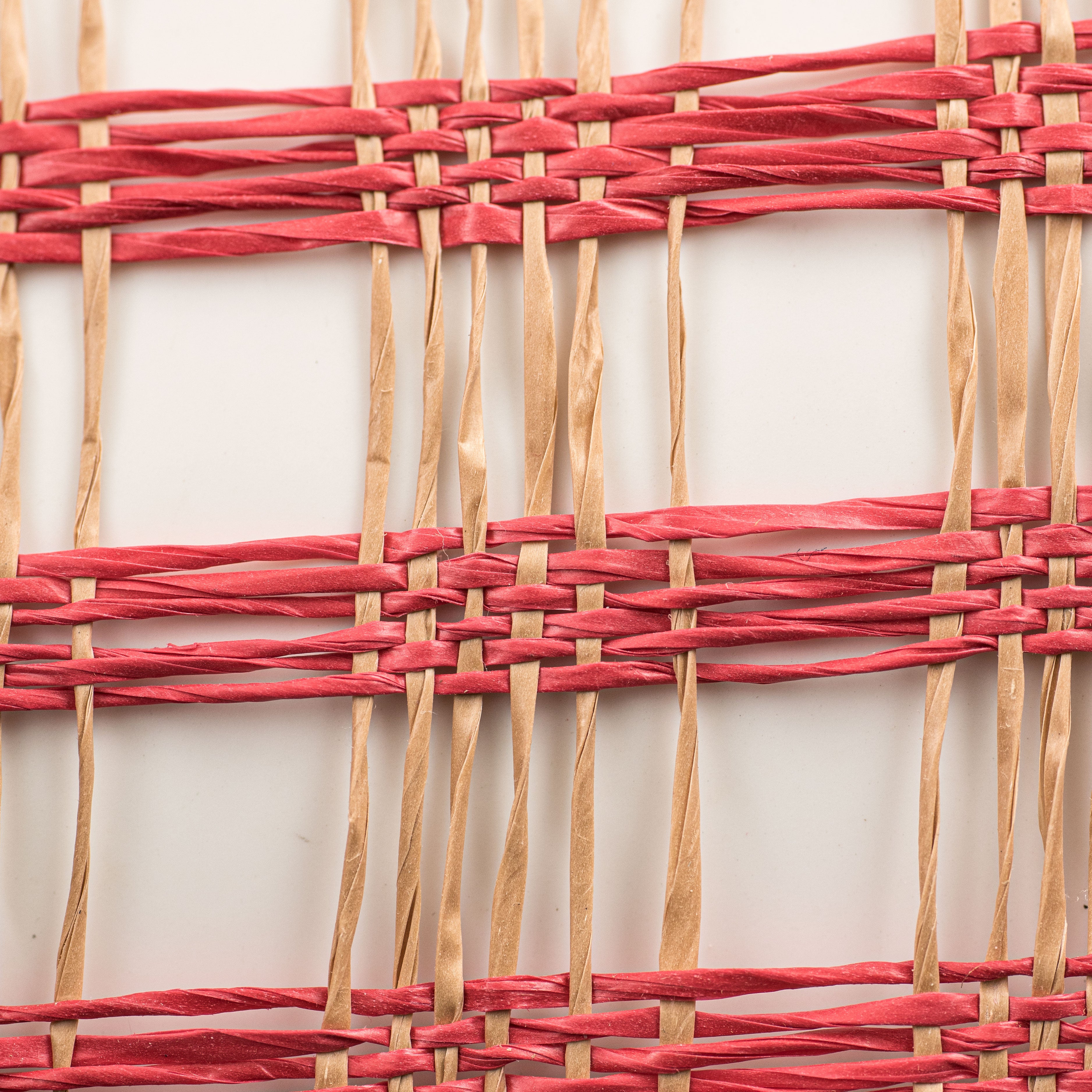 10" Poly Burlap Check Mesh: Buff & Red