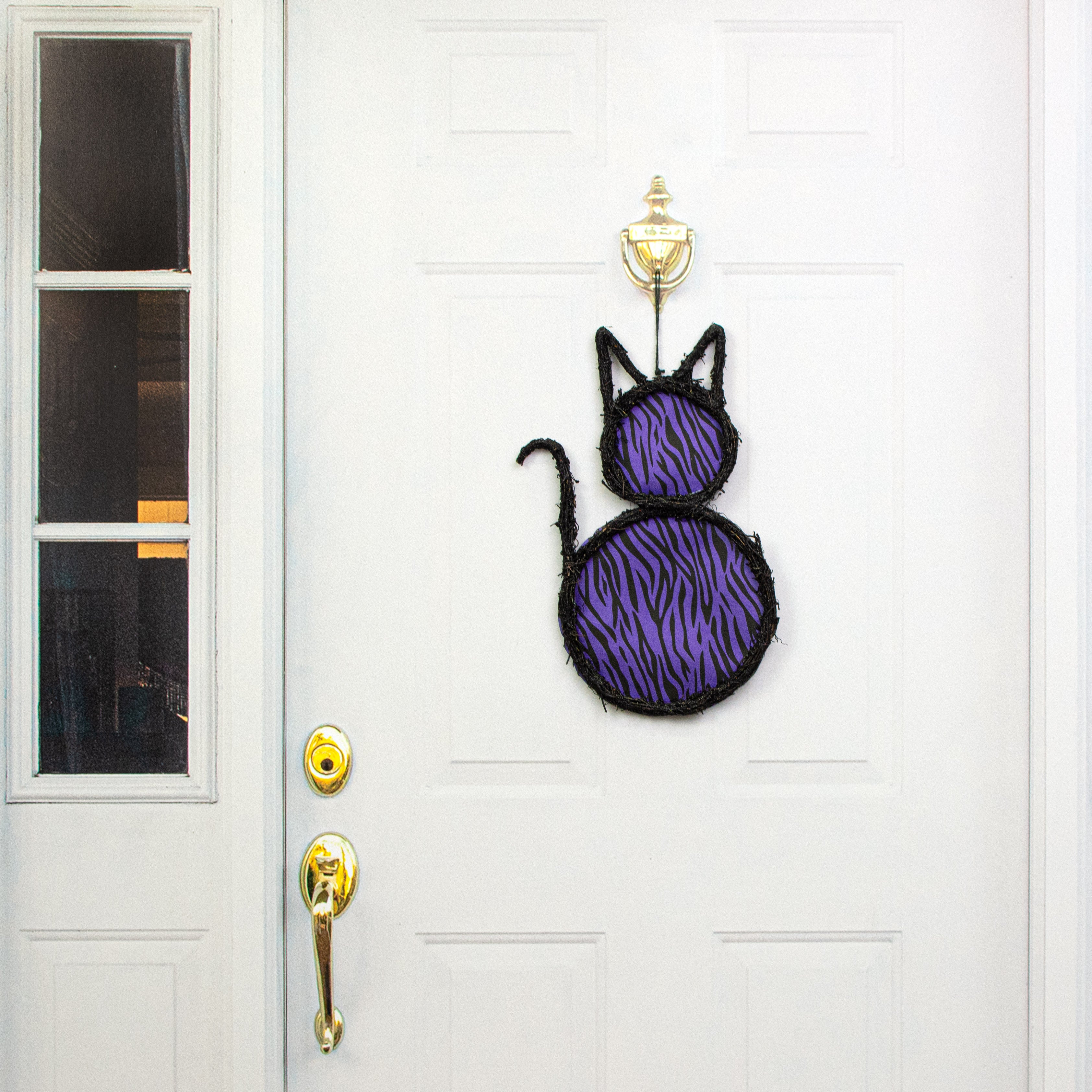 19" Grapevine Hanger: Purple Animal Stripe Cat