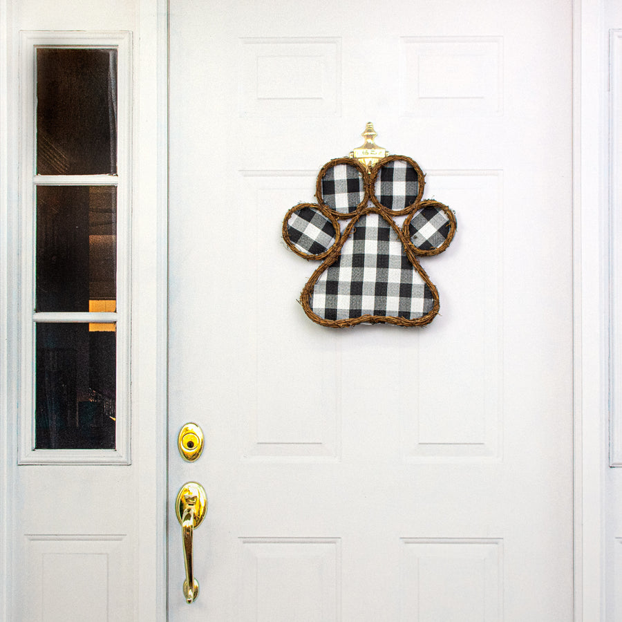 15" Grapevine Hanger: Black & White Check Paw Print