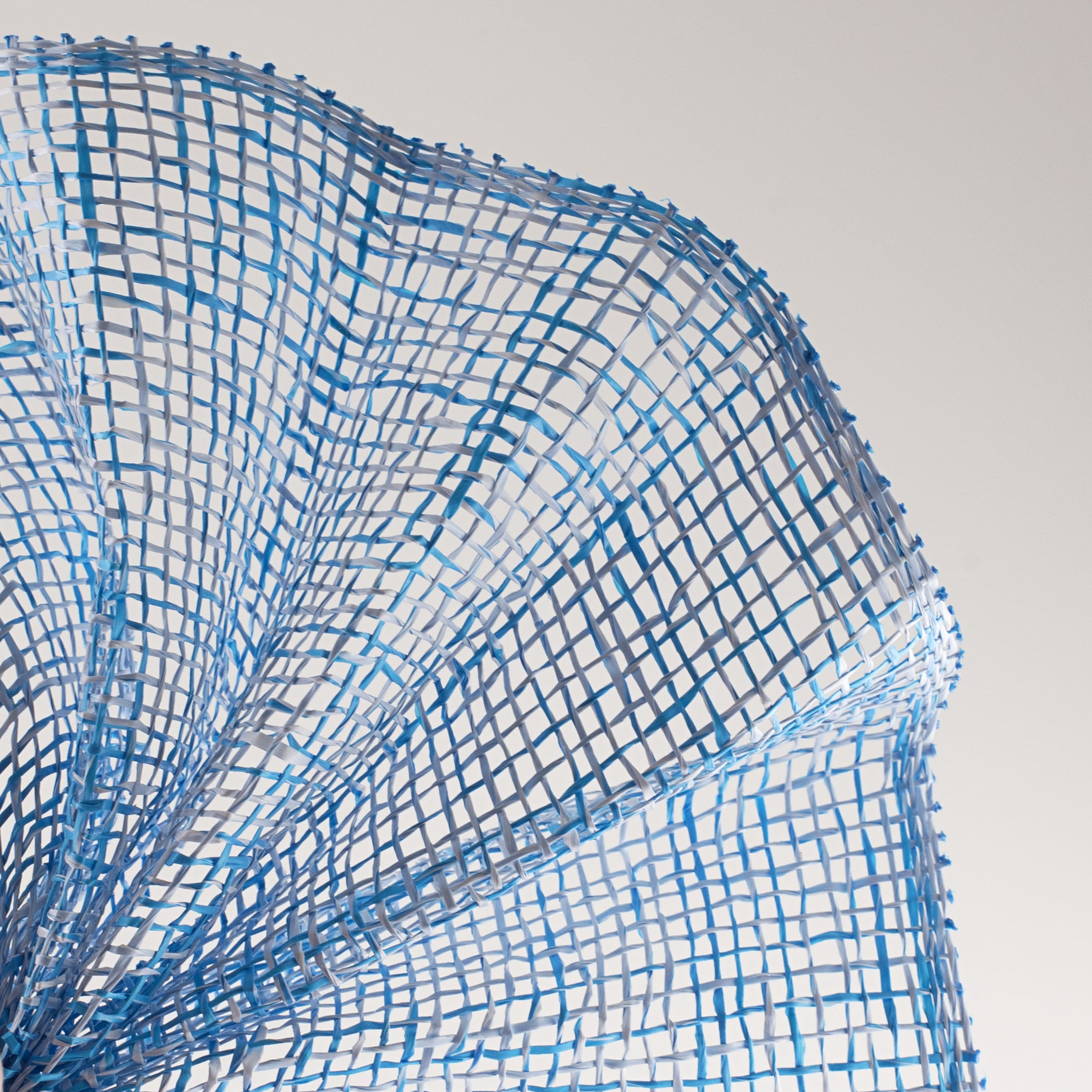 10" Two-Tone Poly Burlap Mesh: Blue & White
