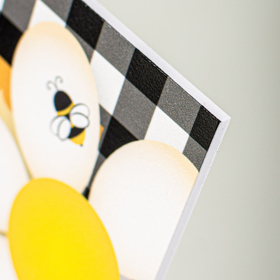 9" Waterproof Sign: Daisies and Bees Gnome