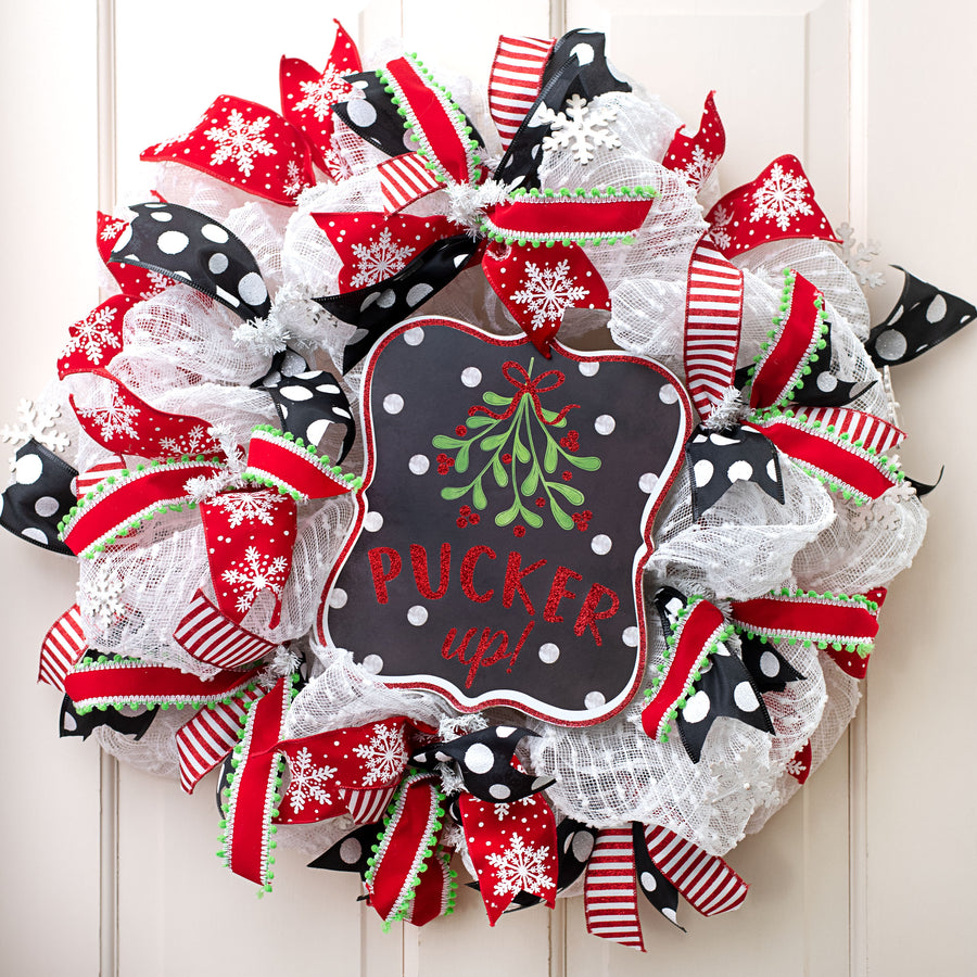10" Scalloped Wooden Sign: Glittered Pucker Up Mistletoe