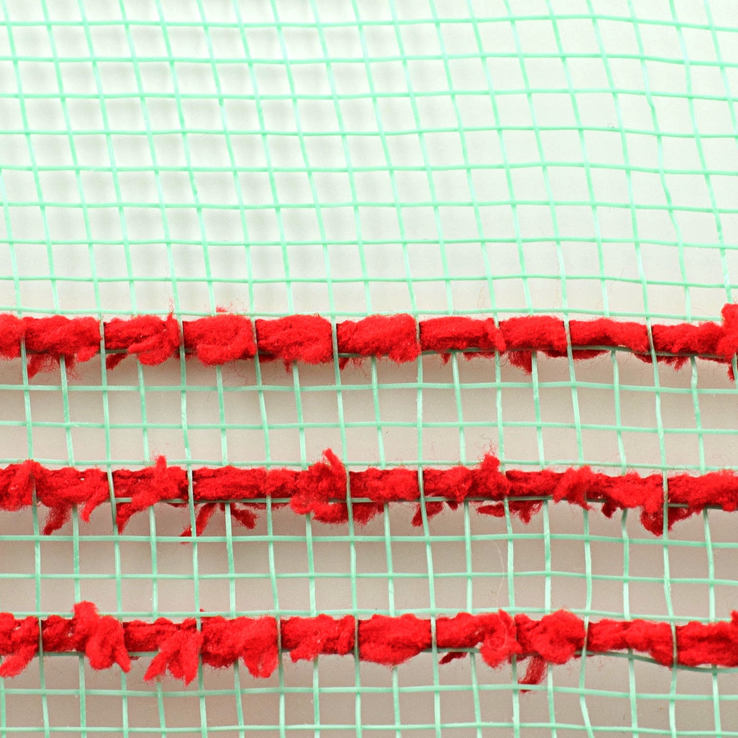 10" Border Stripe Snowdrift Mesh: Mint Green & Red