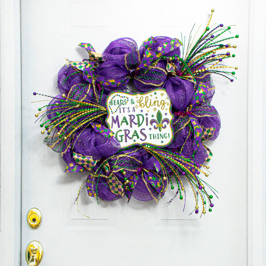 10" Scalloped Wooden Sign: Beads & Bling Mardi Gras Thing