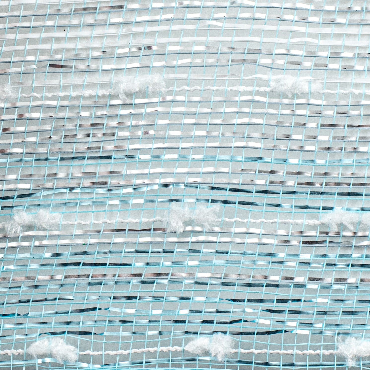 10" Snowball Matte Ombré Mesh: White, Silver, Ice Blue