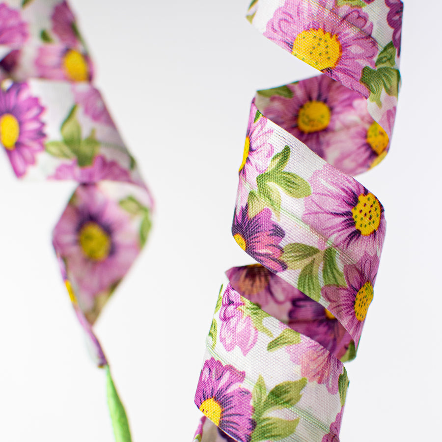 24" Fabric Curl Spray: Floral Purple