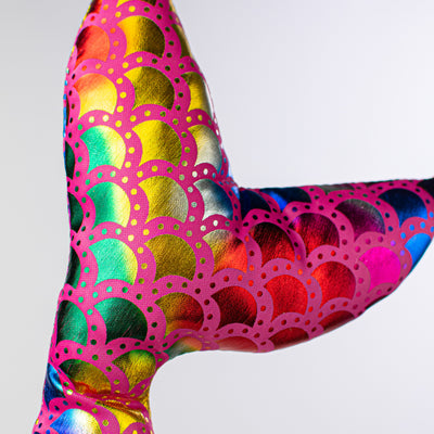 26" Mermaid Scales Tail Spray: Fuchsia Pink