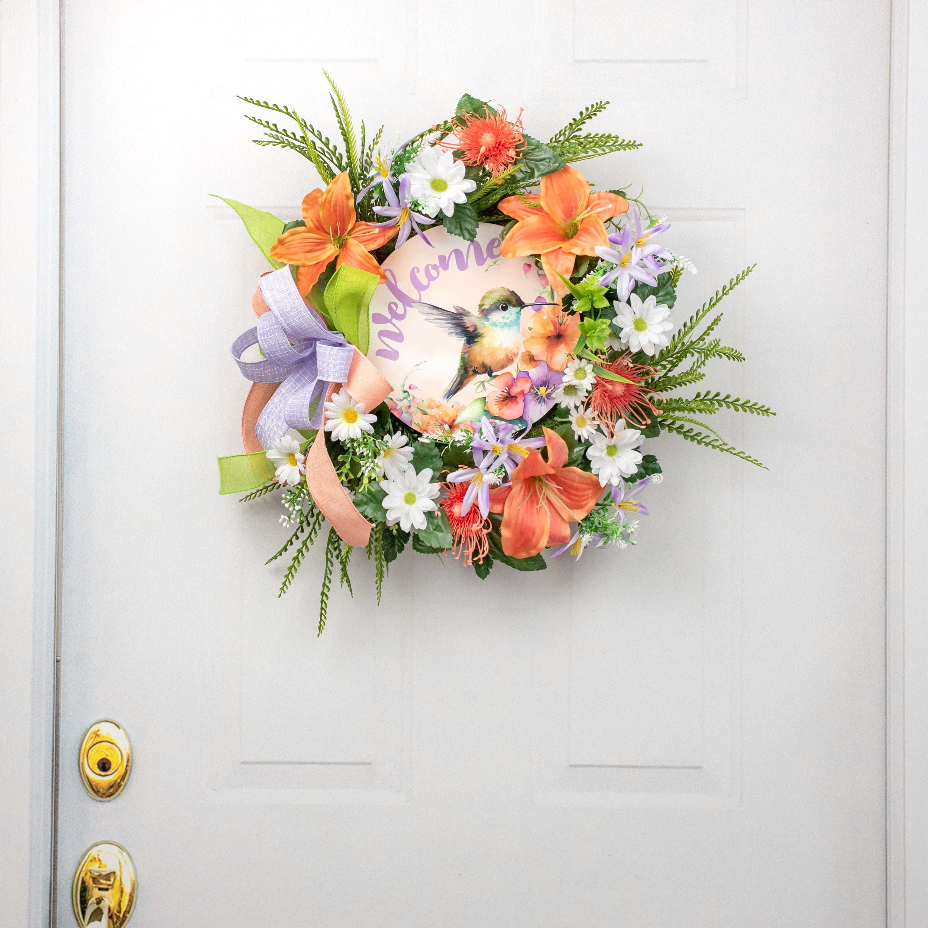 9.4" Round Waterproof Sign: Baby Hummingbird Welcome Purple