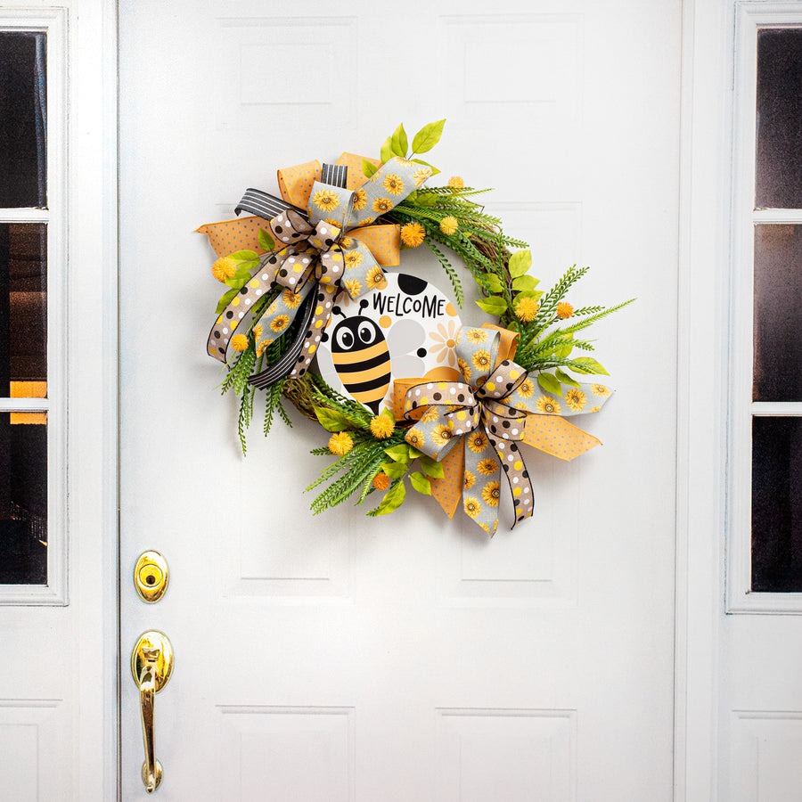 9.4" Round Waterproof Sign: Welcome Big Bee