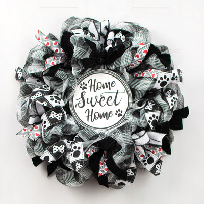 9.4" Round Waterproof Sign: Gingham Home Sweet Home Paws