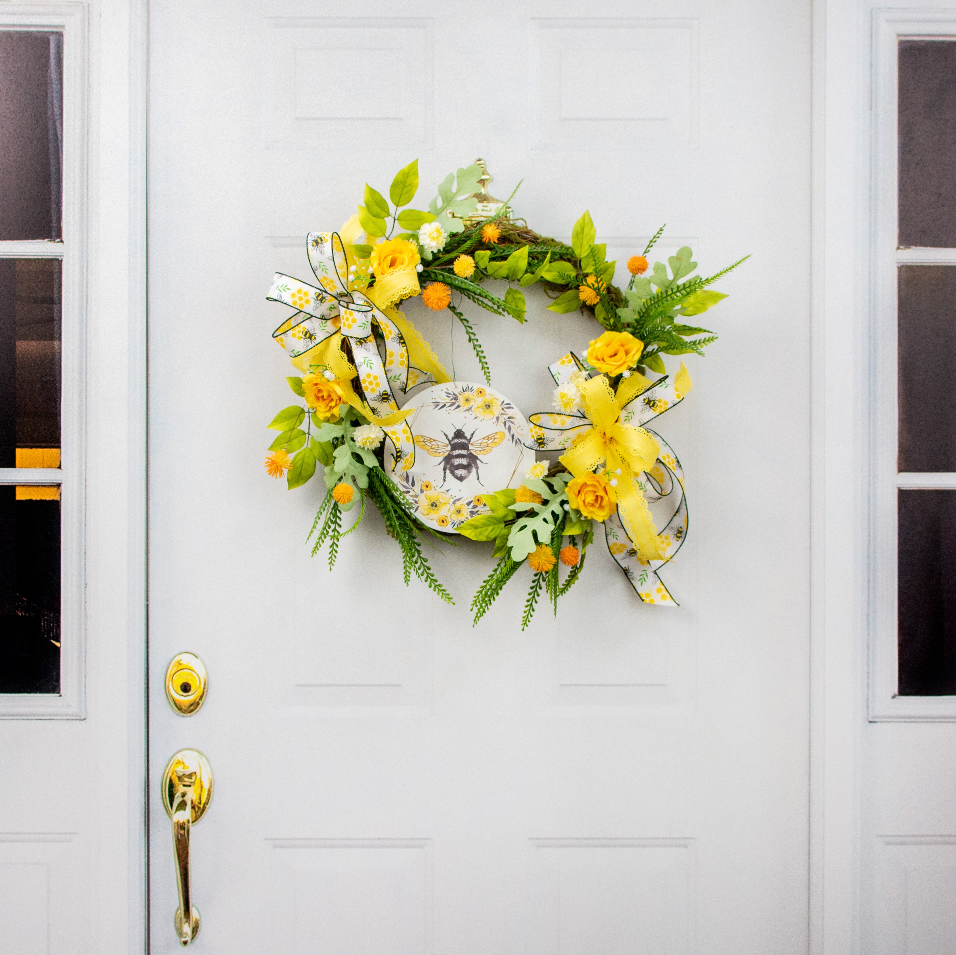 8" Metal Sign: Gold Foil Bee with Florals