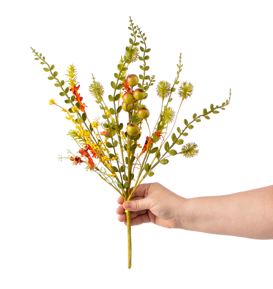 19" Berry Teasel Bush: Fall