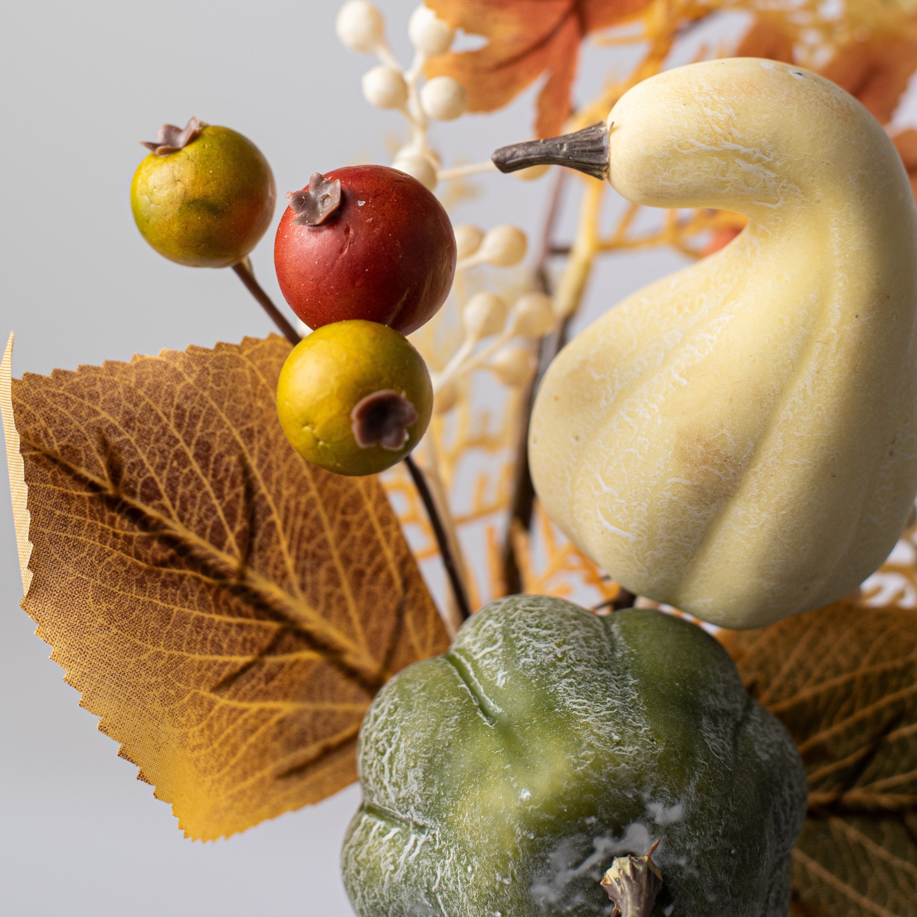 13" Pumpkin, Gourd, Berry, Leaves Pick: Fall