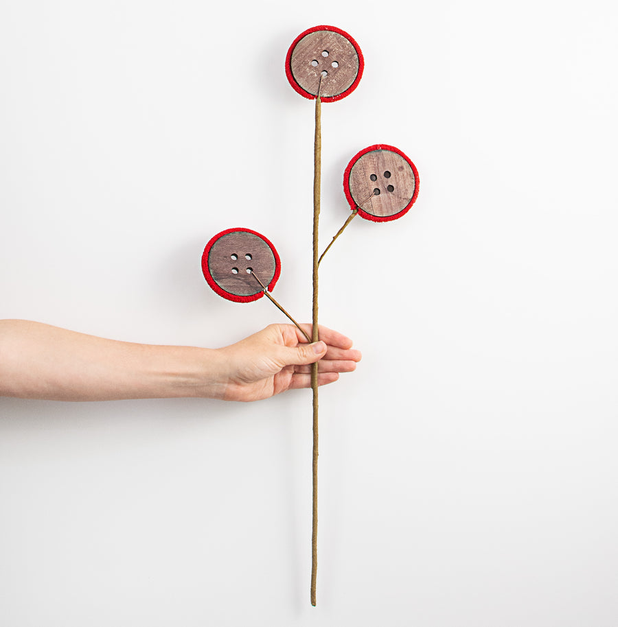 24" Wooden Button Spray