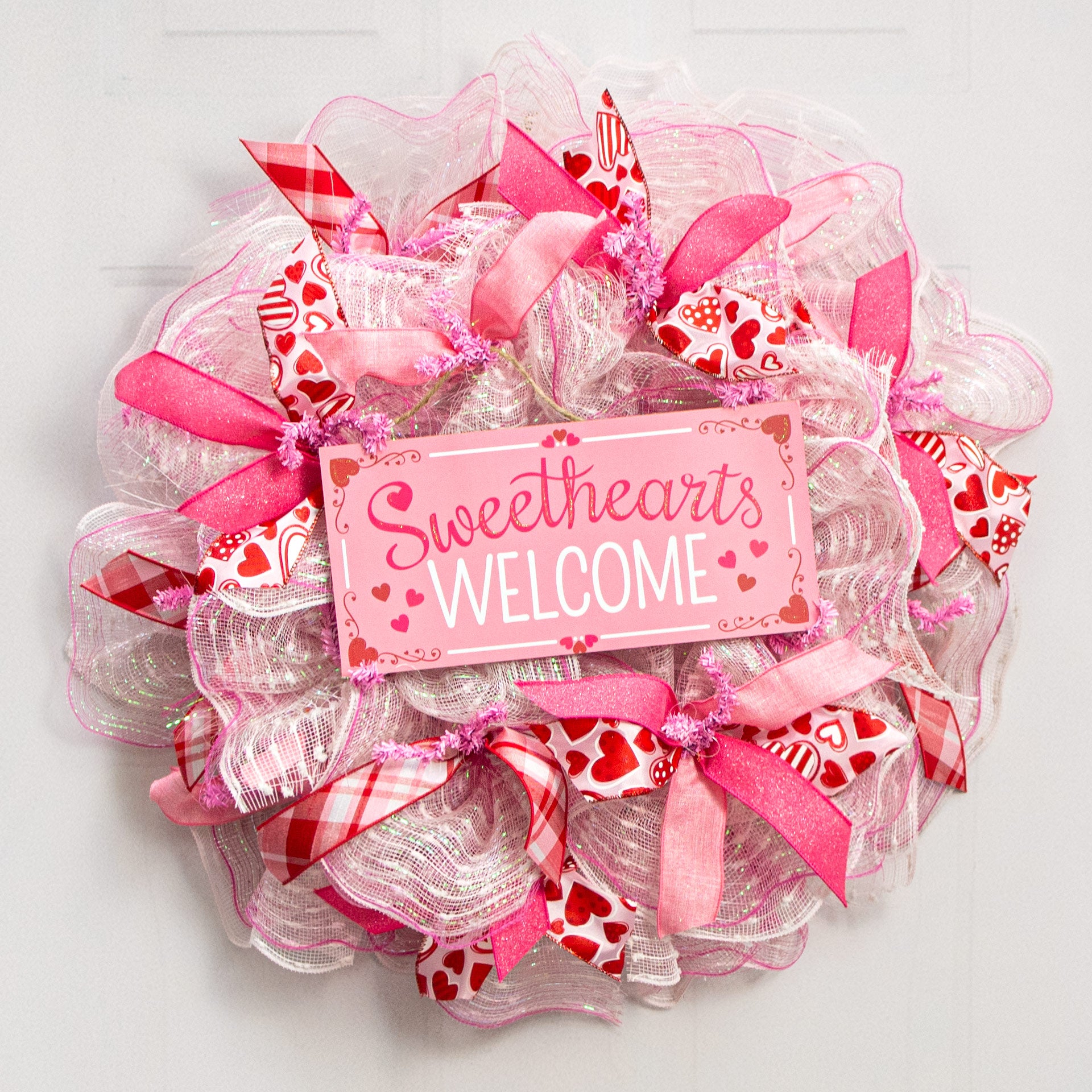 12" Wooden Sign: Sweethearts Welcome