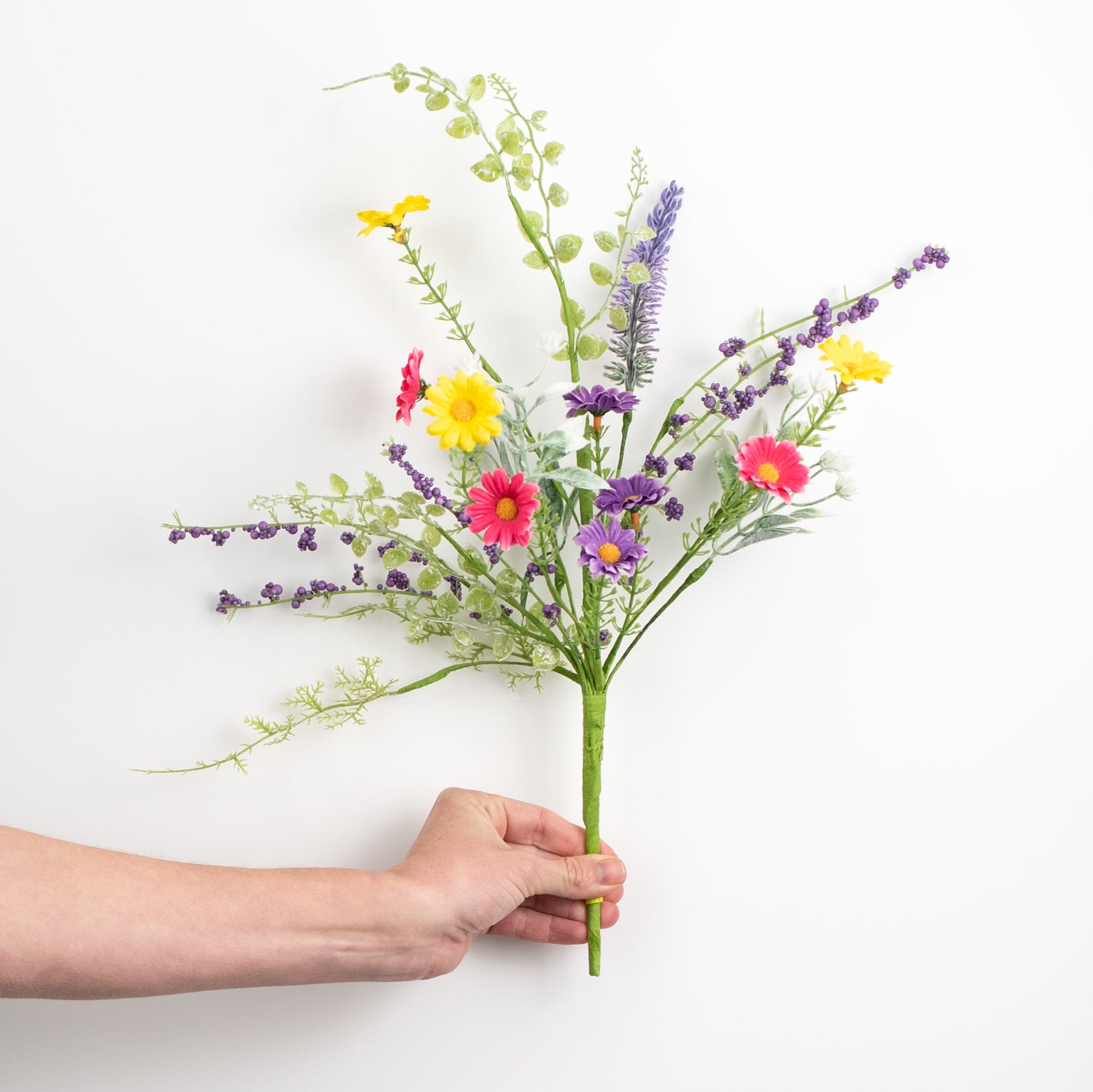 18" Fabric Flower Daisy Filler Spray