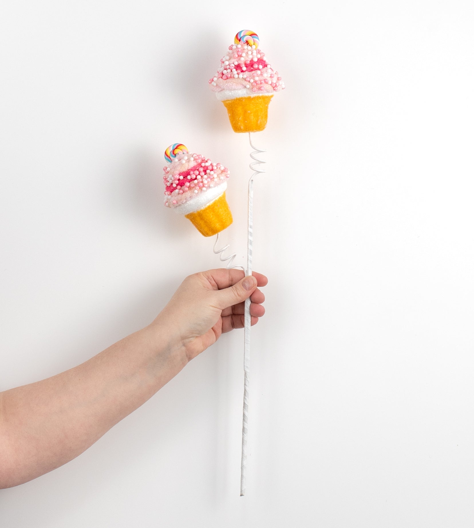 20" Sprinkle Cupcake Spray: Pink